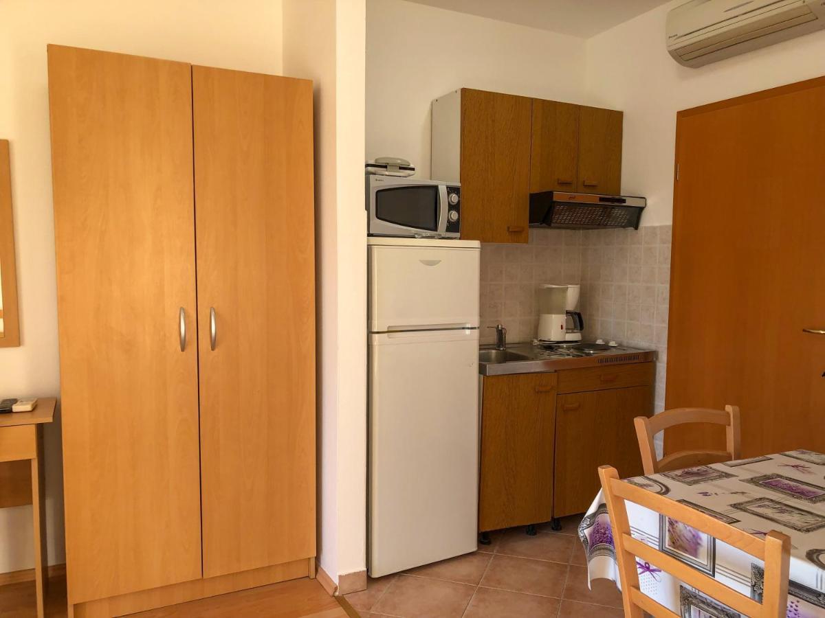 Apartments Palit Rab Экстерьер фото