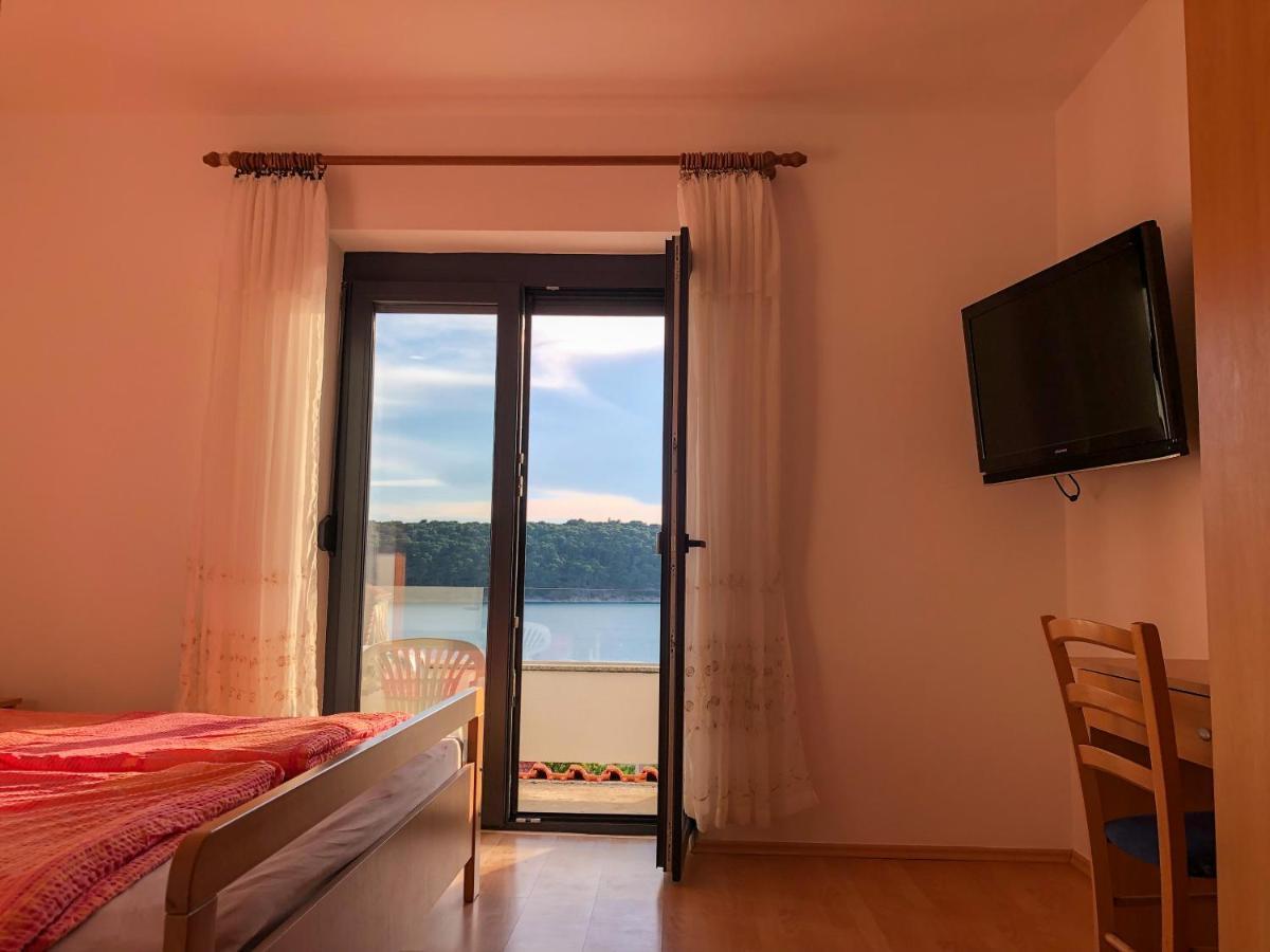 Apartments Palit Rab Экстерьер фото